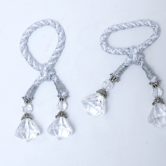 set of 4 silver toned curtain ties holders tieback retro holidays crystal dangle - Picture 2 of 3